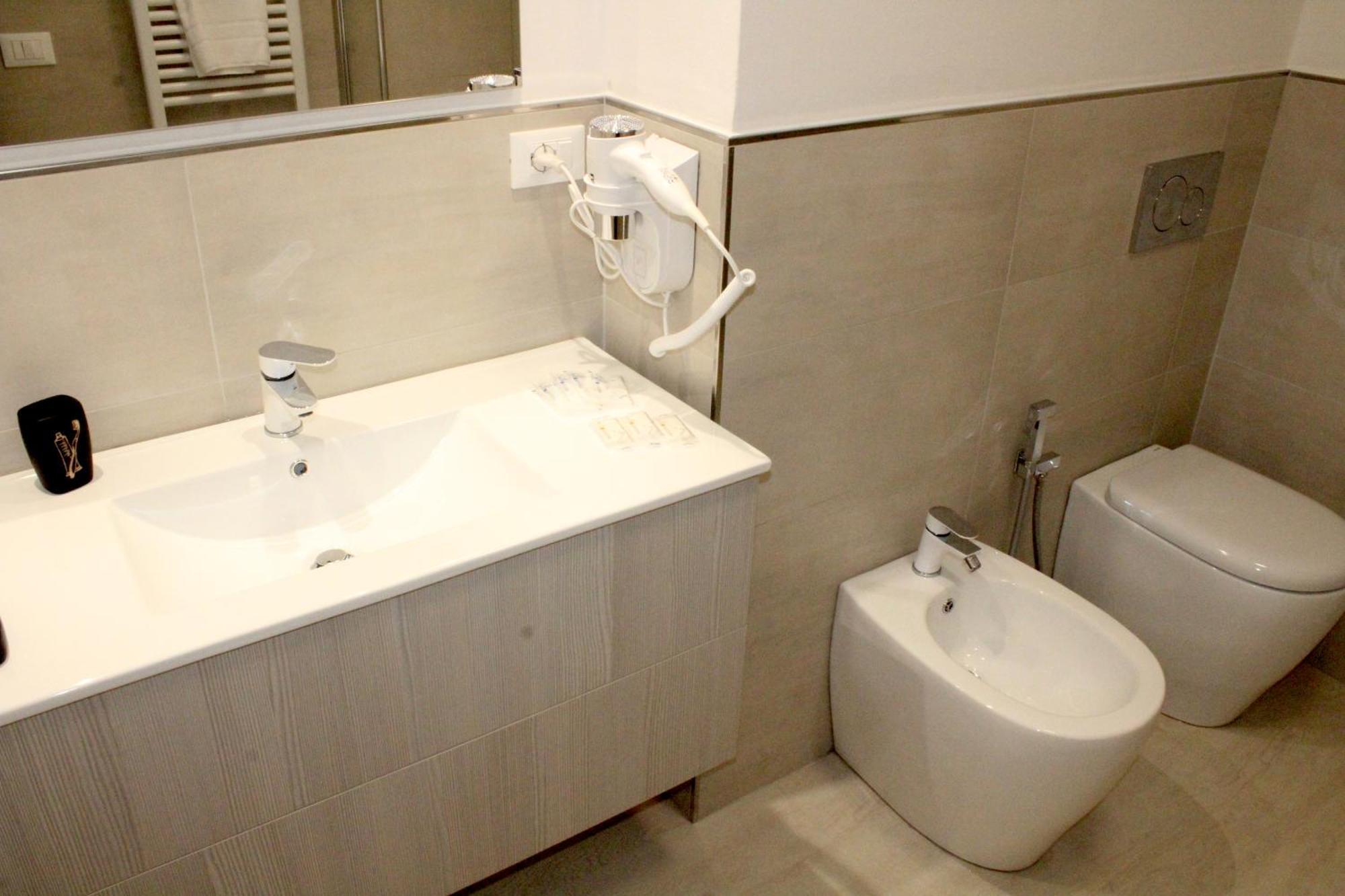 La Suite Rooms & Apartments ボローニャ 部屋 写真